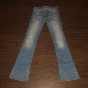 Hollister light distressed blue jean